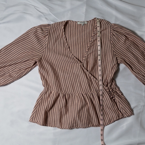 Madewell Puff-Sleeve Peplum Wrap Top in Stripe / SMALL / SWEET TULIP - Picture 3 of 4